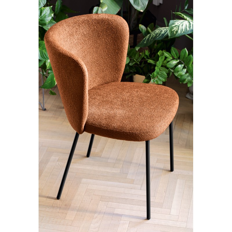 Betty cb2334_P15_T3G_up